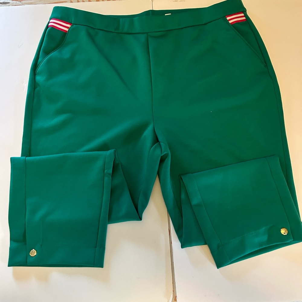 Isaac Mizrahi Clubhouse Vibrant Green capris